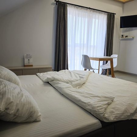 Apartments Bis House Днепр Экстерьер фото